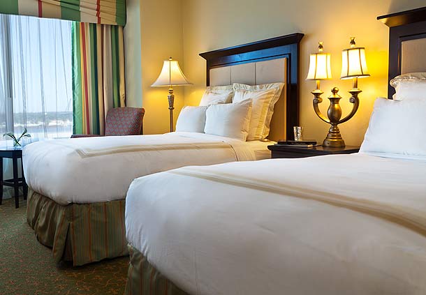 Downtown Marriott guestroom Downtown Marriott guestroom